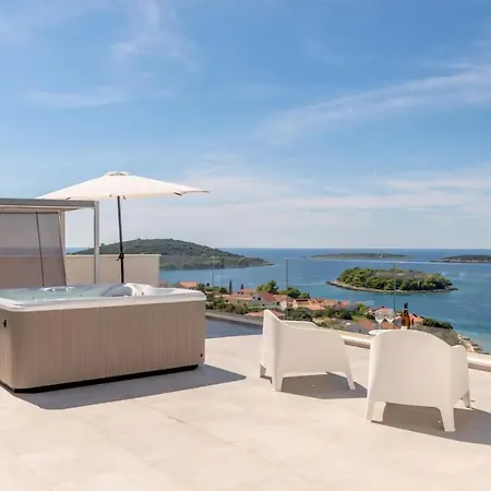 Marvela - Family 4 Bedroom Villa Maslinica