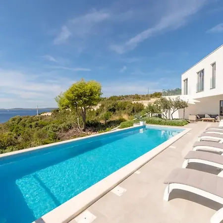 Villa Marvela - Family 4 Bedroom *
